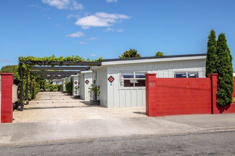 Photo of property in 24 Cologne Street, Martinborough, 5711