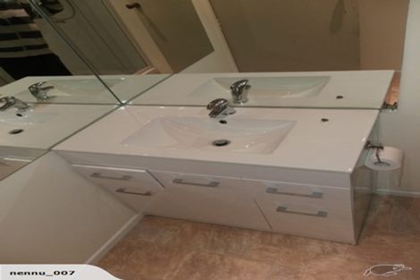 Photo of property in 108a Royal Road, Massey, Auckland, 0614