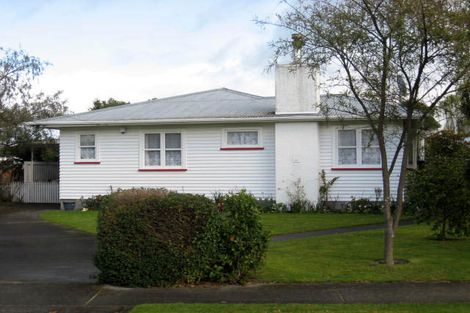 Photo of property in 65 Fergusson Street, Solway, Masterton, 5810