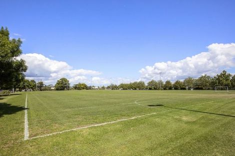 Photo of property in 1/3 Rosyth Avenue, Bayswater, Auckland, 0622