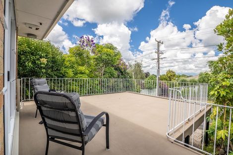 Photo of property in 17 Johnsview Terrace, Hillcrest, Hamilton, 3216