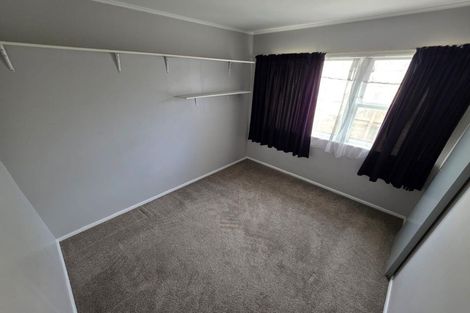 Photo of property in 92 Reeves Road, Pakuranga Heights, Auckland, 2010