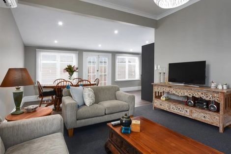 Photo of property in 188 Kaikorai Valley Road, Bradford, Dunedin, 9011