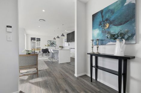 Photo of property in 10 Bine Crescent, Orewa, 0931