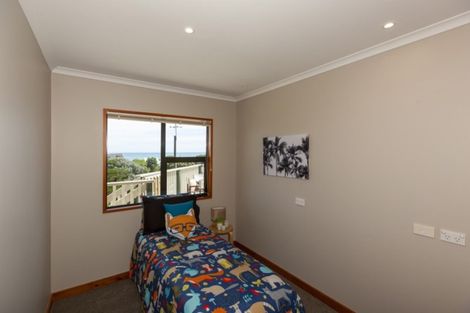 Photo of property in 28 Mckenzie Avenue, Raumati South, Paraparaumu, 5032
