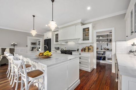 Photo of property in 4a Birchwood Grove, Greenhithe, Auckland, 0632