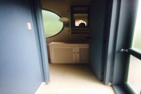 Photo of property in 13 Wharf Road, Albany, Auckland, 0632