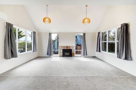 Photo of property in 3 Charles Prevost Drive, The Gardens, Auckland, 2105