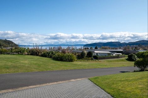 Photo of property in 33 Bodes Lane, Kinloch, Taupo, 3377