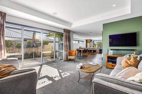 Photo of property in 20 Collier Drive, Halswell, Christchurch, 8025