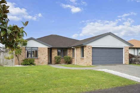 Photo of property in 94 Redcastle Drive, East Tamaki, Auckland, 2013