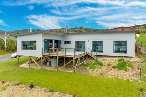 Photo of property in 38 Nore Street, Waihola, Milton, 9073