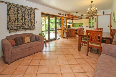 Photo of property in 16 Kendall Road, Kerikeri, 0230