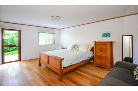 Photo of property in 84 Doves Bay Road, Kerikeri, 0294