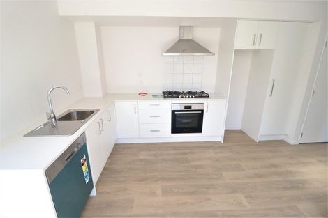 Photo of property in 34 Hobsonville Point Road, Hobsonville, Auckland, 0616