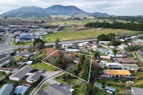 Photo of property in 36 Invergarry Road, Hilltop, Taupo, 3330