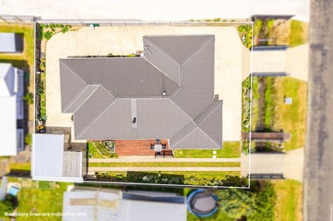 Photo of property in 3 Huxley Street, Pahiatua, 4910