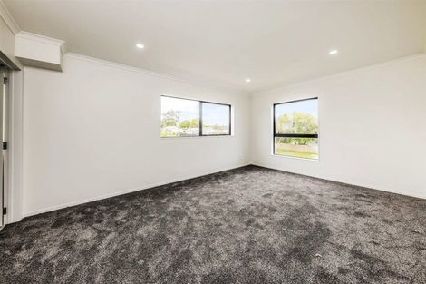 Photo of property in 6a Christmas Road, Manurewa, Auckland, 2102