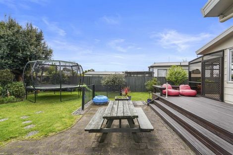 Photo of property in 48 Sunnyside Road, Nawton, Hamilton, 3200