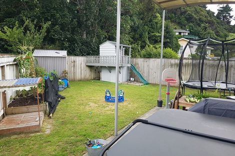 Photo of property in 30 Poppy Watts Grove, Stokes Valley, Lower Hutt, 5019