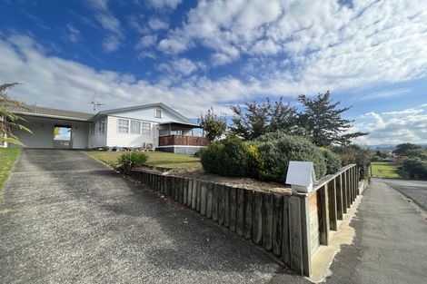 Photo of property in 2 Davidson Crescent, Pahiatua, 4910