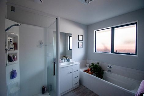 Photo of property in 10 Puhara Avenue, Parklands, Christchurch, 8083