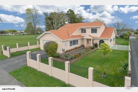 Photo of property in 31 Ashurst Avenue, Pukete, Hamilton, 3200