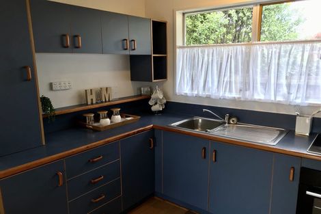 Photo of property in 2/3 Binstead Place, Avondale, Christchurch, 8061