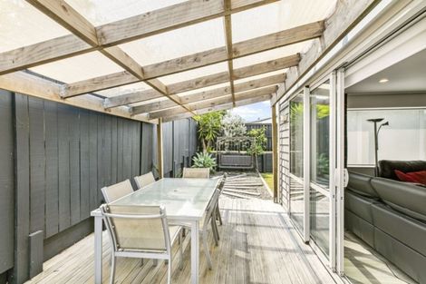 Photo of property in 111a Moore Street, Howick, Auckland, 2014