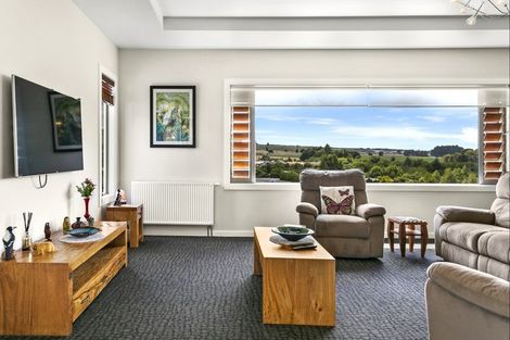 Photo of property in 1/13 Scenic Heights, Acacia Bay, Taupo, 3330