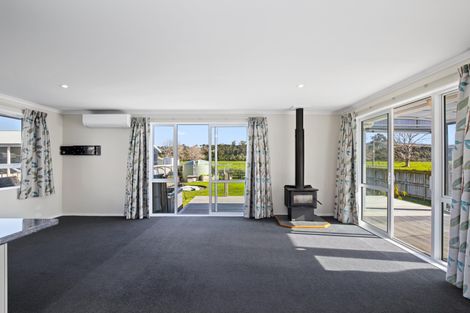 Photo of property in 56 Kowhai Avenue, Kaiaua, Pokeno, 2473