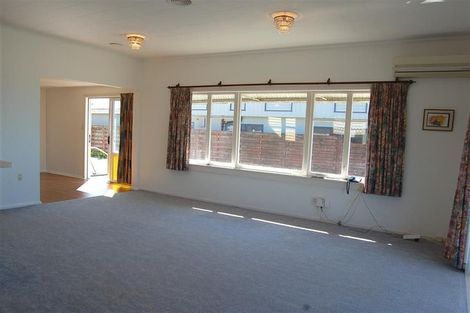 Photo of property in 49 The Esplanade, Westshore, Napier, 4110