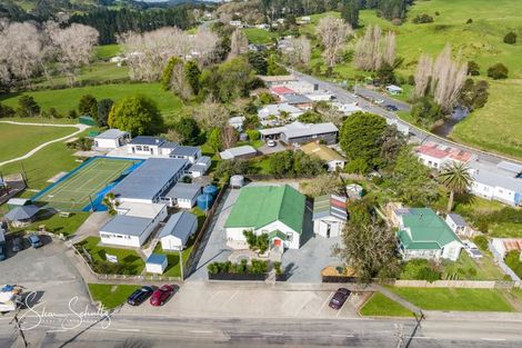 Photo of property in 12 Franklin Road, Paparoa, 0571