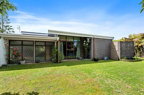 Photo of property in 2 Exeter Place, Tihiotonga, Rotorua, 3015