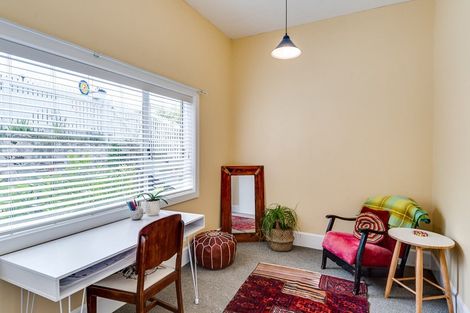 Photo of property in 22 Colenso Avenue, Hospital Hill, Napier, 4110