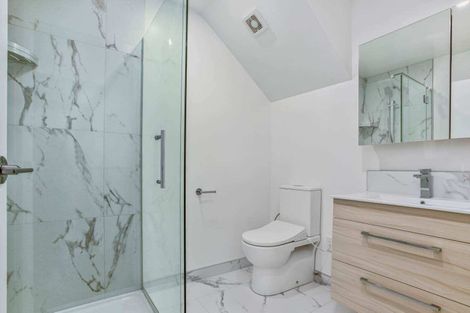 Photo of property in 7/10 Wilsher Crescent, Henderson, Auckland, 0612