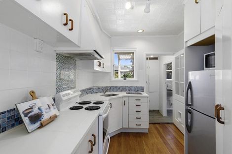 Photo of property in 17 Moonshine Road, Trentham, Upper Hutt, 5018