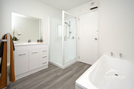 Photo of property in 22 Coles Place, St Albans, Christchurch, 8014