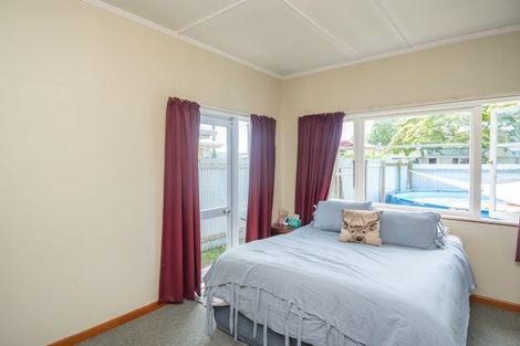 Photo of property in 1 Cochrane Street, Elgin, Gisborne, 4010