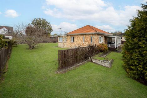 Photo of property in 17 Verel Street, Fairfield, Hamilton, 3214