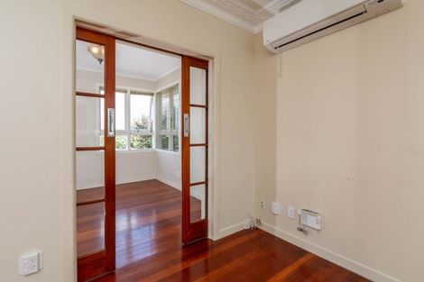 Photo of property in 36 Sunny Brae Crescent, Westmere, Auckland, 1022
