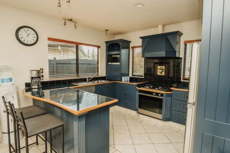 Photo of property in 64 Montego Drive, Papamoa Beach, Papamoa, 3118