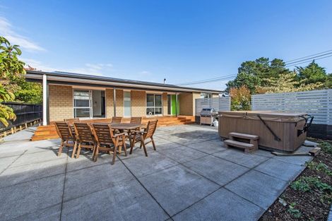 Photo of property in 66 North Terrace, Darfield, 7510