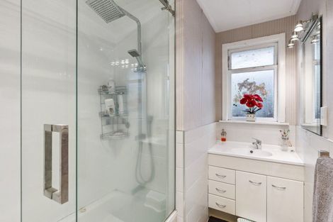 Photo of property in 36 Ruapehu Street, Paraparaumu, 5032