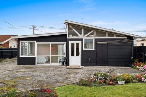 Photo of property in 132 Melbourne Street, South Dunedin, Dunedin, 9012