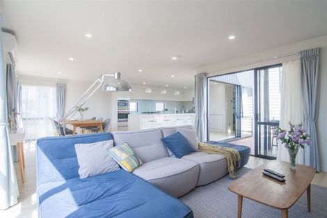 Photo of property in 41 Cirrus Way, Ranui, Auckland, 0612