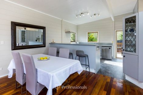Photo of property in 52 Cypress Drive, Maungaraki, Lower Hutt, 5010