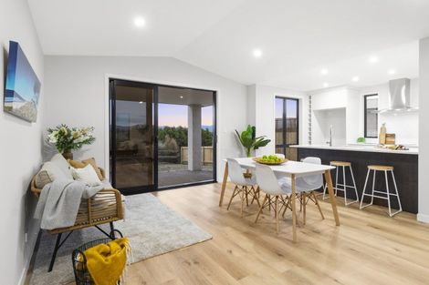 Photo of property in 17 Anglers Way, Omokoroa, 3114