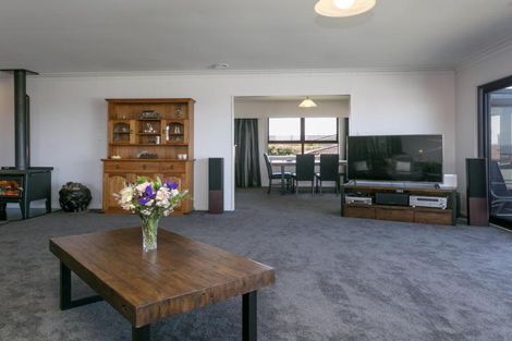 Photo of property in 77 Acacia Bay Road, Nukuhau, Taupo, 3330