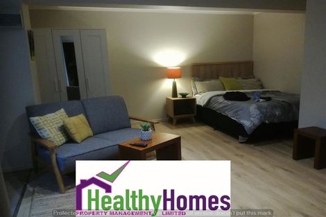 Photo of property in 9 Homewood Place, Chatswood, Auckland, 0626